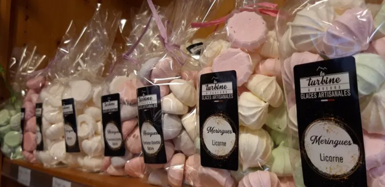 Découvrez nos gourmandises sucrées, parfaites pour vous ou offrir à vos proches, Vinay, La Halle Fermière