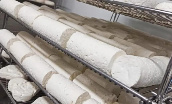 Vente de fromage pur chèvre à Vinay, Vinay, La Halle Fermière